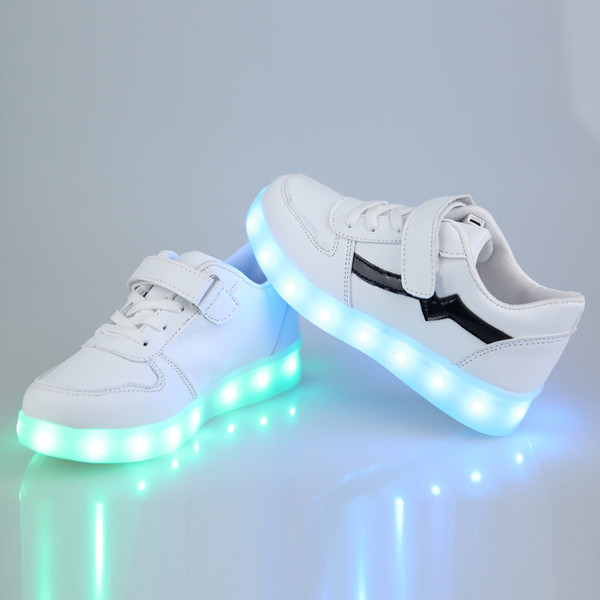 Adidasi copii moderni pentru fete si baieti model luminos