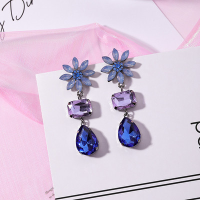 Cercei eleganti de dama cu pietre in doua culori