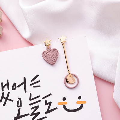 Дамски ежеднежни обеци с висящ елемент