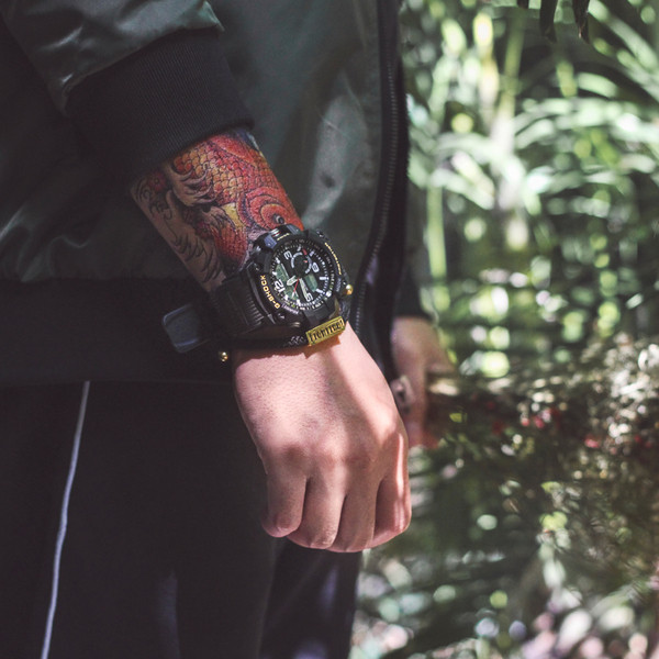 Bratari barbatesti in doua culori