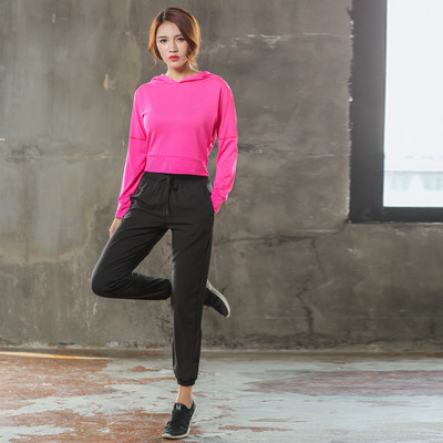 Îmbrăcăminte sport pentru yoga în două și trei părți - bluză cu glugă, bustieră și jambiere