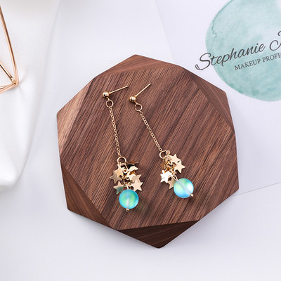 Ежедневни дамски обеци с висящ елемент