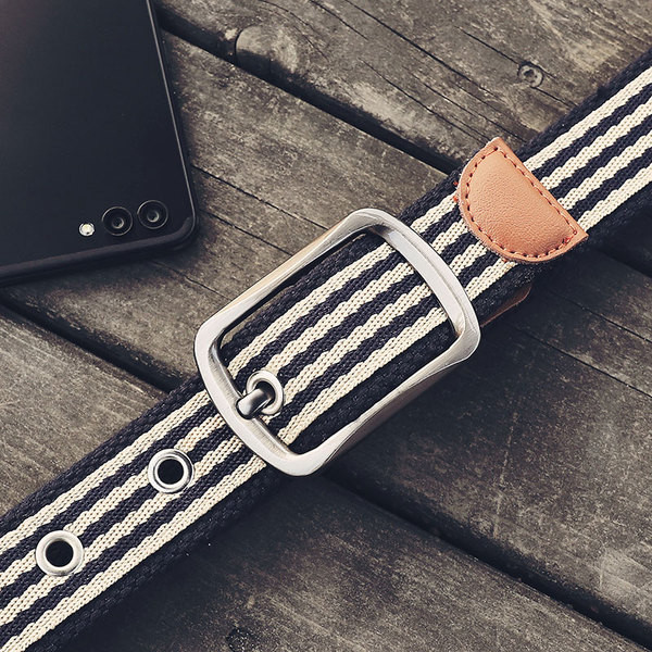 Férfi mindennapi öv különböző színekben