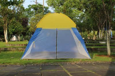 Horgászatra alkalmas sátor hálóval