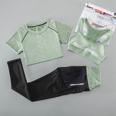 Дамски комплект за йога от три и четири части - тениска, топ, къси панталони и клин