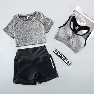 Дамски комплект за йога от три и четири части - тениска, топ, къси панталони и клин