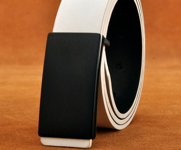 Modern férfi öv több színben, csattal