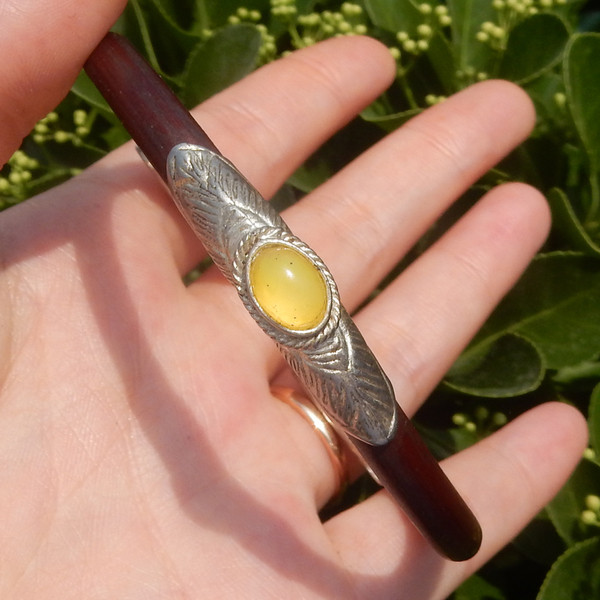 Alkalmi karkötő férfiak és nők számára