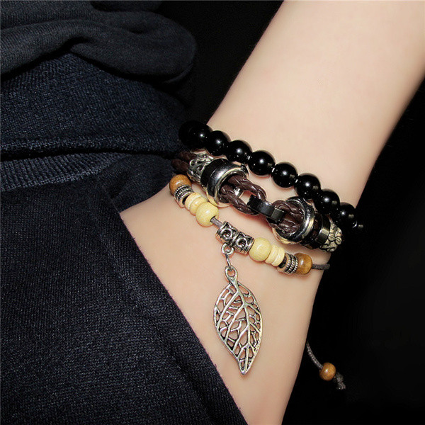 Stílusos fekete férfi karkötő