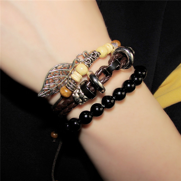 Stílusos fekete férfi karkötő