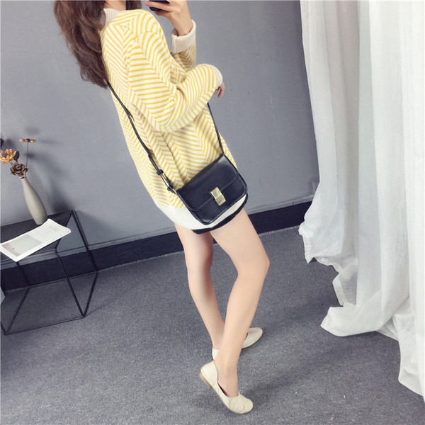 Дамска жилетка широк модел с копчета