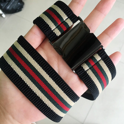 Elasztikus férfi modern öv különböző színekben