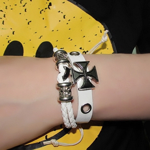 Bratara barbateasca din piele in doua culori