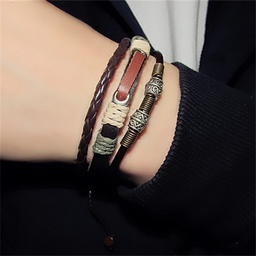 Stílusos férfi karkötő