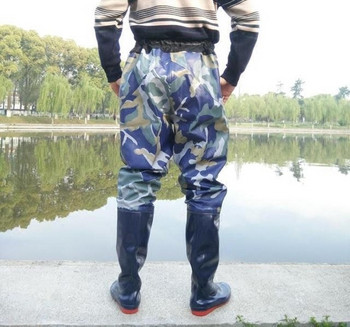 Мъжки панталон комплект с гумени ботуши подходящ за риболов  в камуфлажен десен 