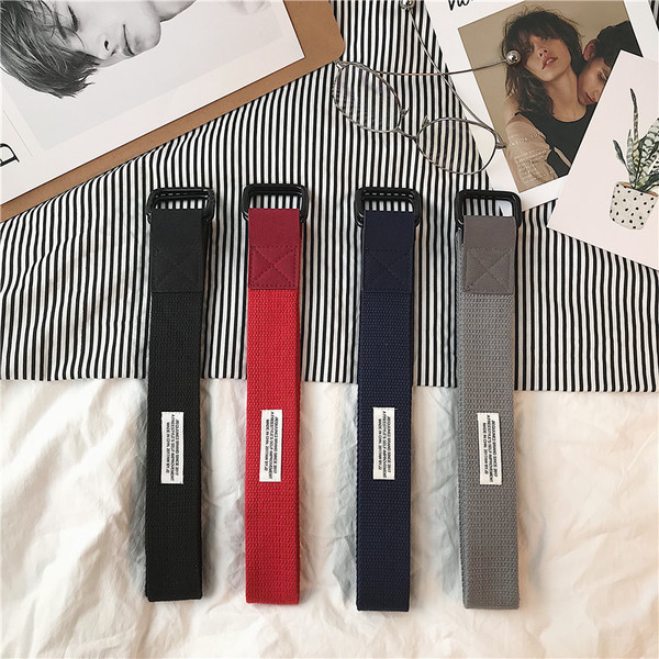 Cureaua moderna pentru barbati din stofa in diferite culori