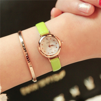 Ceas modern de dama in patru culori