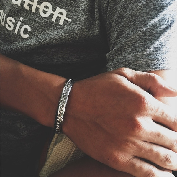 Férfi és női karkötő két színben