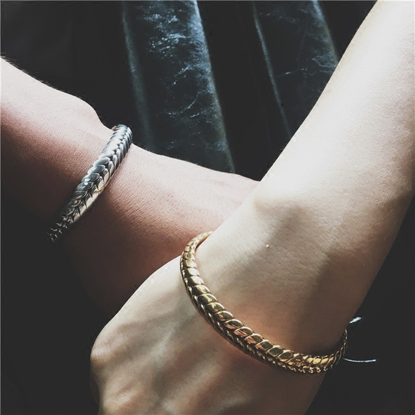 Férfi és női karkötő két színben