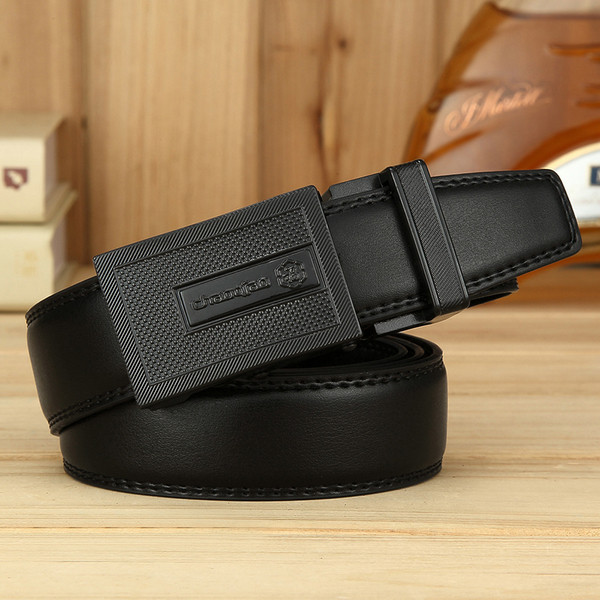 Modern férfi öv fekete színben - négy modell