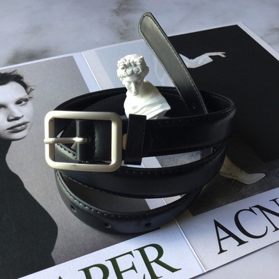 Curea subțire retro de culoare neagră potrivită pentru bărbați și femei