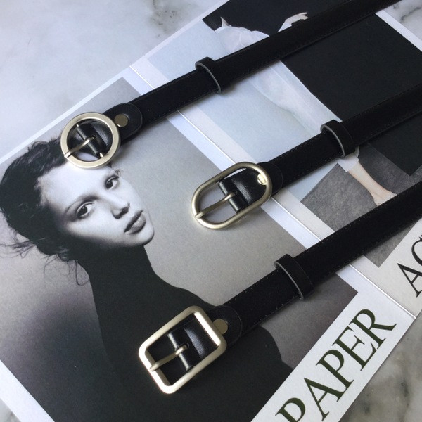 Curea subțire retro de culoare neagră potrivită pentru bărbați și femei