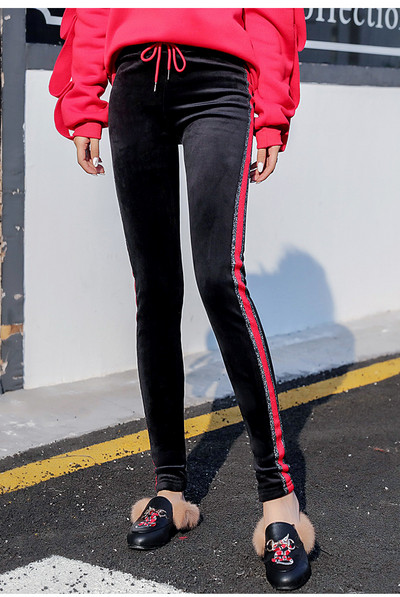 Спортно-ежедневен дамски панталон висока талия с червен кант