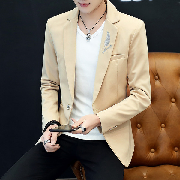 Κομψό ανδρικό σακάκι σε διάφορα μοντέλα με κεντήματα