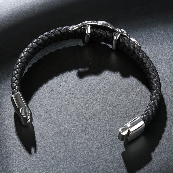 Férfi bőr karkötő fekete színben