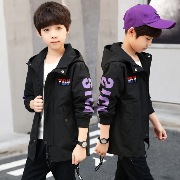 Детски суичър подходящ за ежедневието в няколко цвята