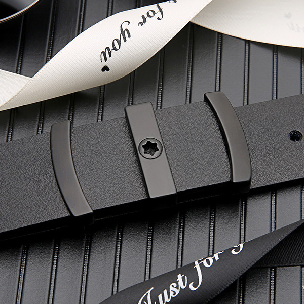 Cureaua barbateasca eleganta cu catarama in doua culori