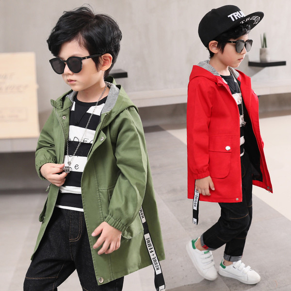 Модерно детско яке за момчета  с качулка в няколко цвята 