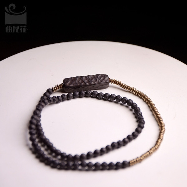 Férfi és női karkötő fekete színben