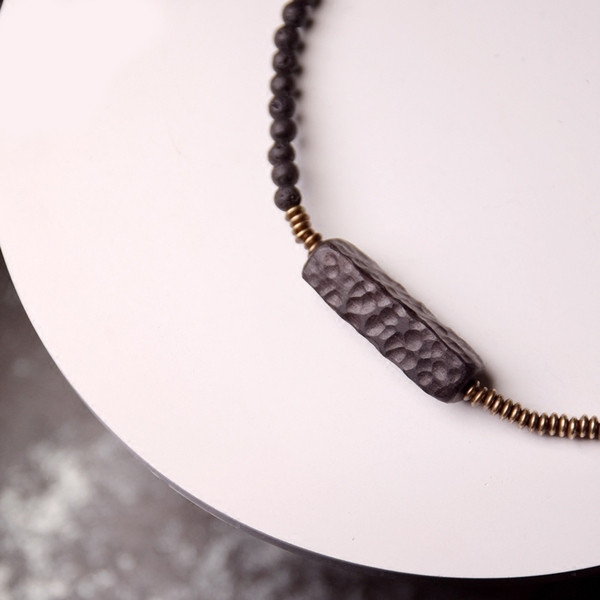 Férfi és női karkötő fekete színben