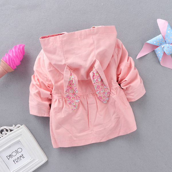 Παιδικό παλτό σε τρία χρώματα με στοιχεία 3D