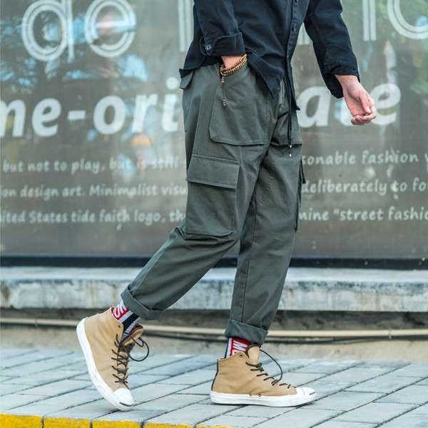 Ανδρικό παντελόνιι ευρύ σχέδιο με πλαϊνές τσέπες σε δύο χρώματα