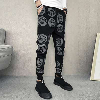 Мъжки ежедневен панталон с висока талия и щампа