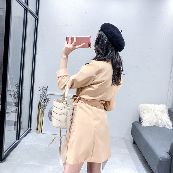 Уникално дамско есенно палто в два цвята