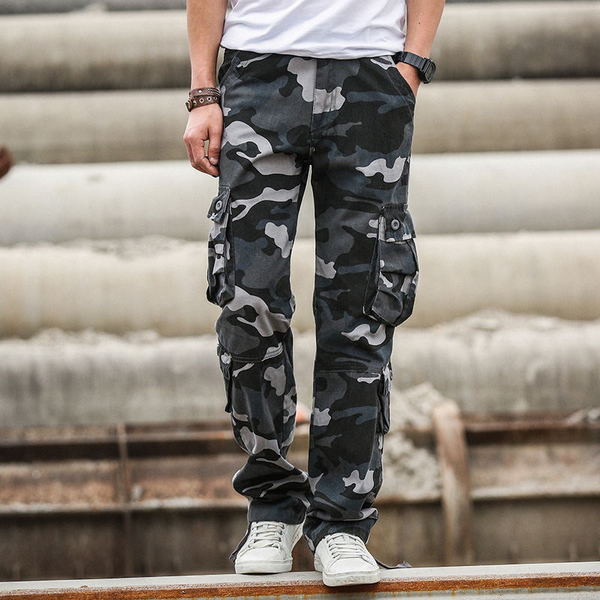 Pantaloni sport si casual barbatesti, model uni si in model de camuflaj