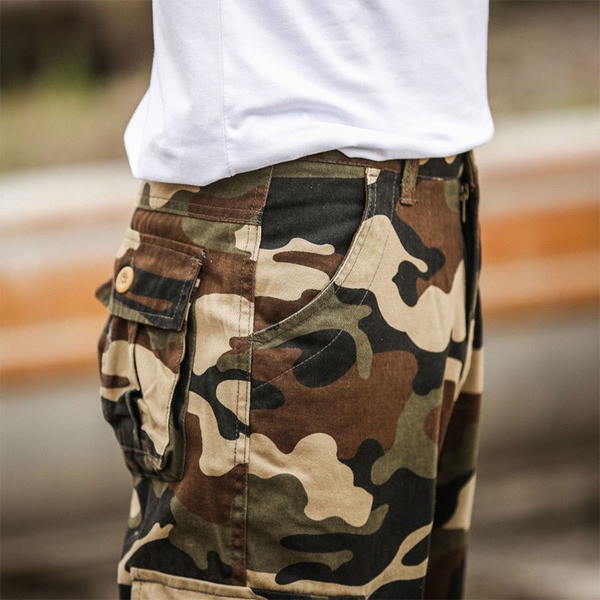 Pantaloni sport si casual barbatesti, model uni si in model de camuflaj