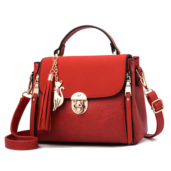 Geanta de dama eleganta cu inchizator metalic in mai multe culori