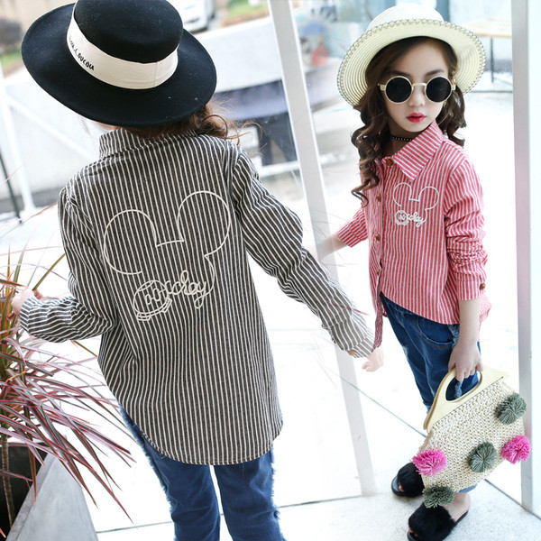 Stílusos gyerek csíkos ing lányoknak színes hímzéssel, két színnel