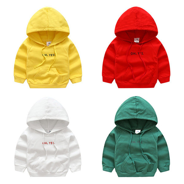 Gyerek sportpulóver kapucnival és felirattal több színben