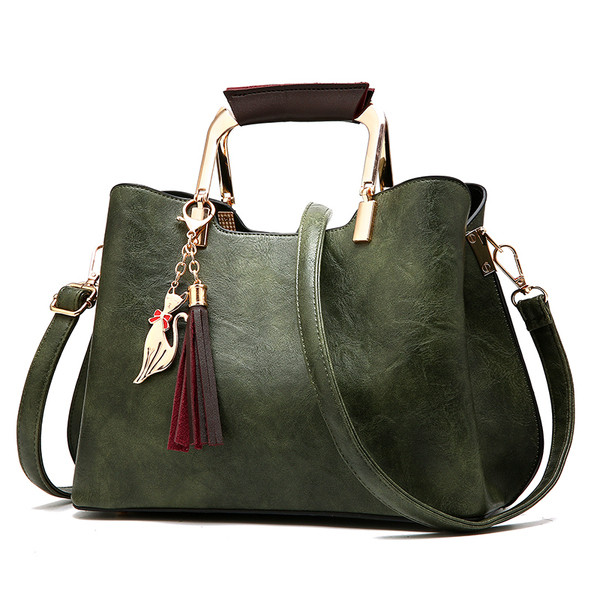 Geanta eleganta cu maner metalic