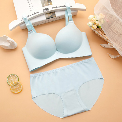 Комплект дамско бельо в два модела