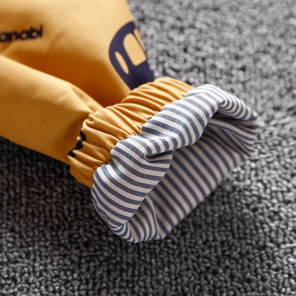 Μοντέρνο μπουφάν για παιδιά σε δύο χρώματα