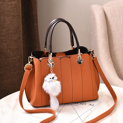 Geanta de dama moderna cu maner lung