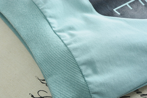 Ежедневен детски комплект от две части в два цвята подходящ за момичета и момчета