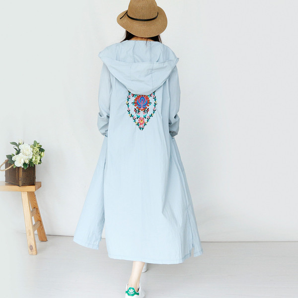 Retro γυναικείο παλτό με κουκούλα  με ετύπωση  στην πλάτη