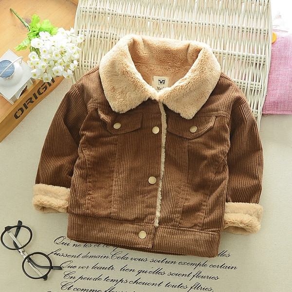 Плътно детско яке в няколко цвята подходящо за момиче и момче